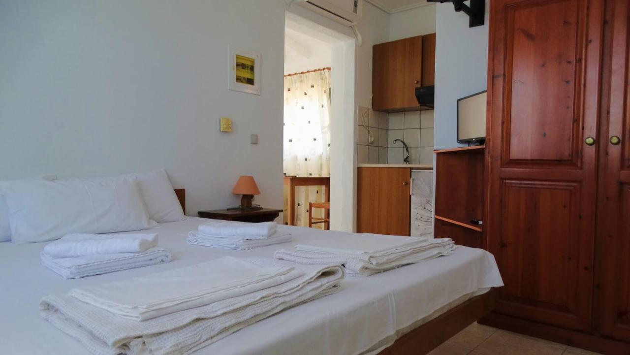 Agrambeli Rooms & Apartments Lefkada City Exterior photo
